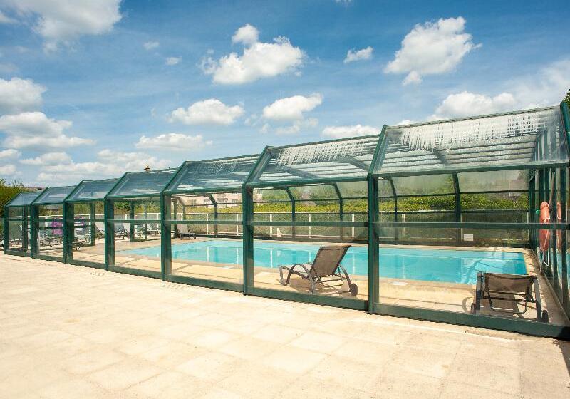 هتل Vacanceole  Le Duguesclin