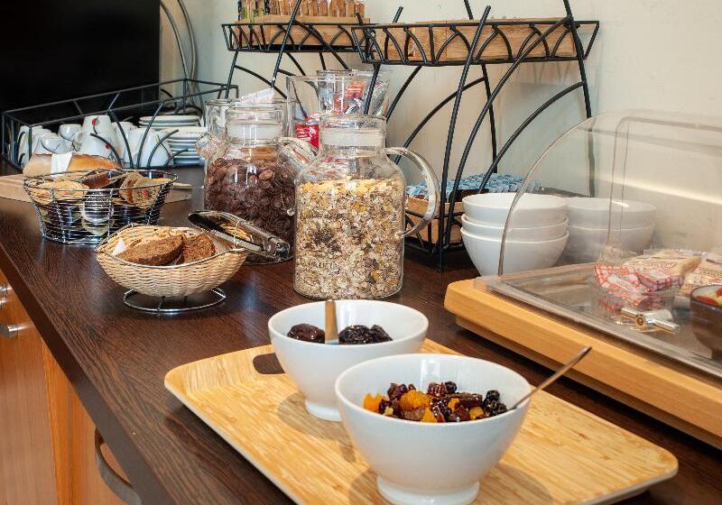 هتل Vacanceole  Le Duguesclin