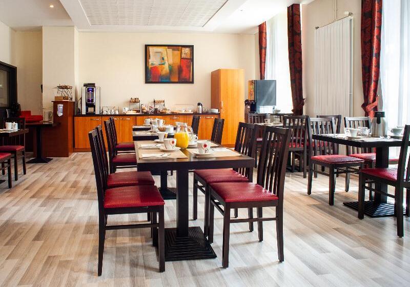 هتل Vacanceole  Le Duguesclin