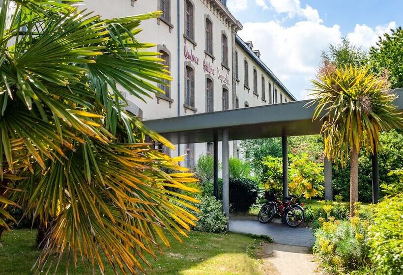 هتل Vacanceole  Le Duguesclin