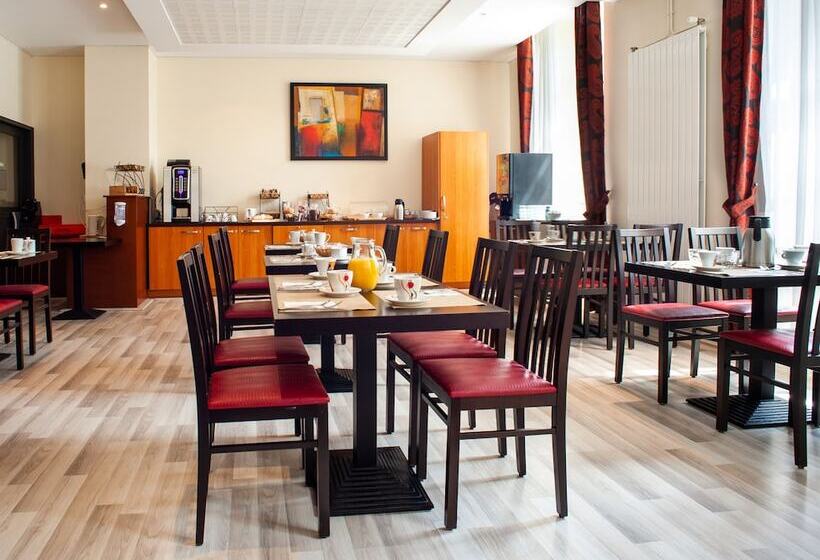 هتل Vacanceole  Le Duguesclin