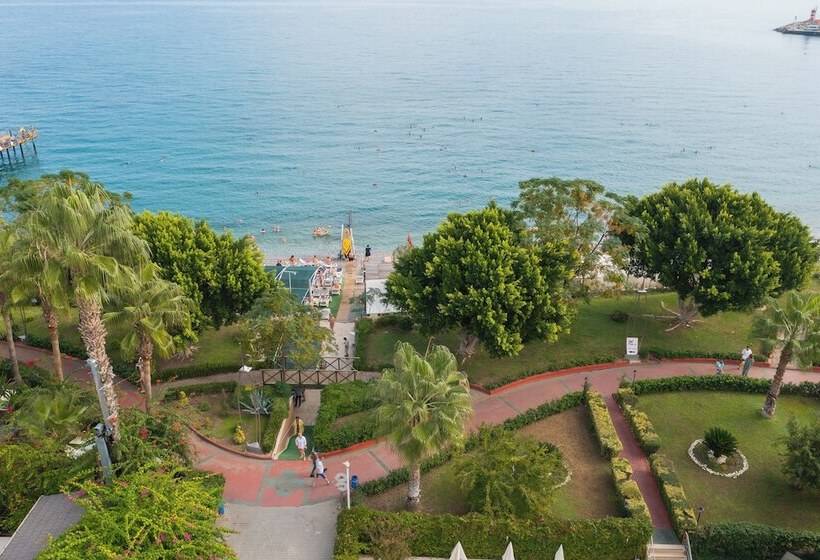 ホテル Viking Nona Beach