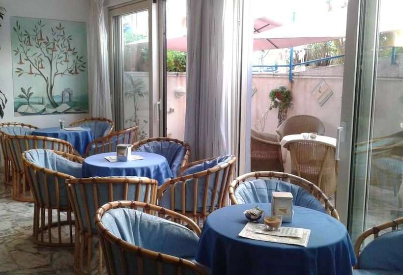 בית מלון כפרי Villa Athena