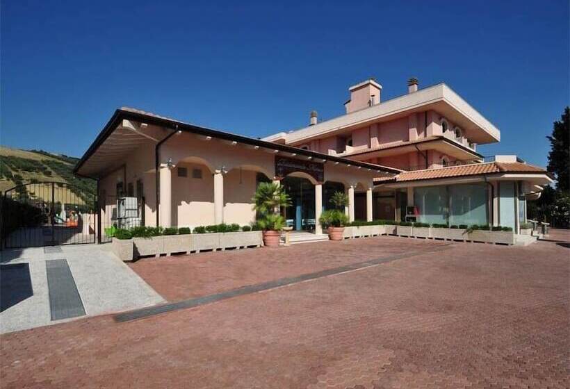 בית מלון כפרי Villa Elena