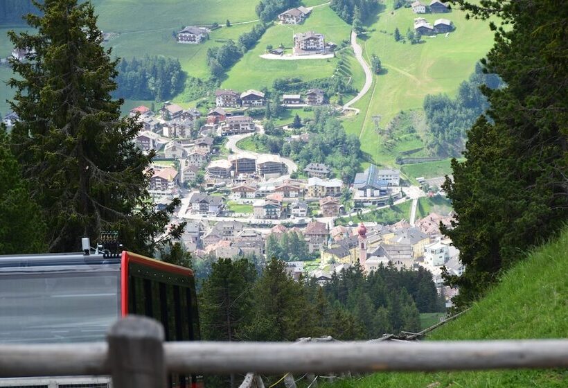 ホテル Villa Emilia