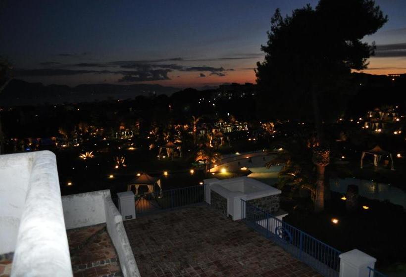 בית מלון כפרי Villa Rota Resort