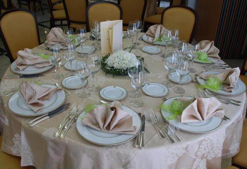 בית מלון כפרי Villaggio Club Altalia