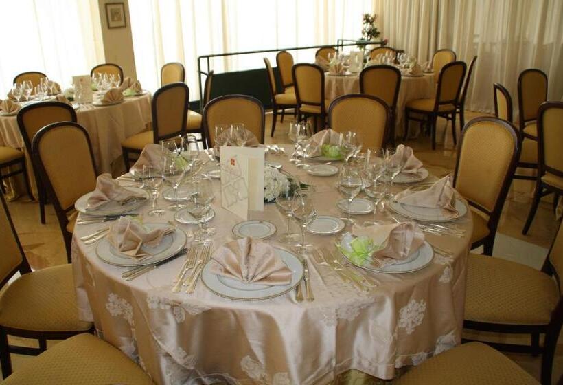 בית מלון כפרי Villaggio Club Altalia