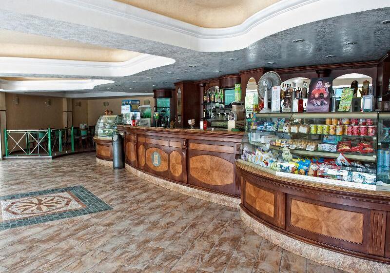 בית מלון כפרי Villaggio Club Altalia