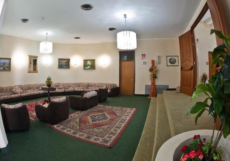 בית מלון כפרי Villaggio Club Altalia