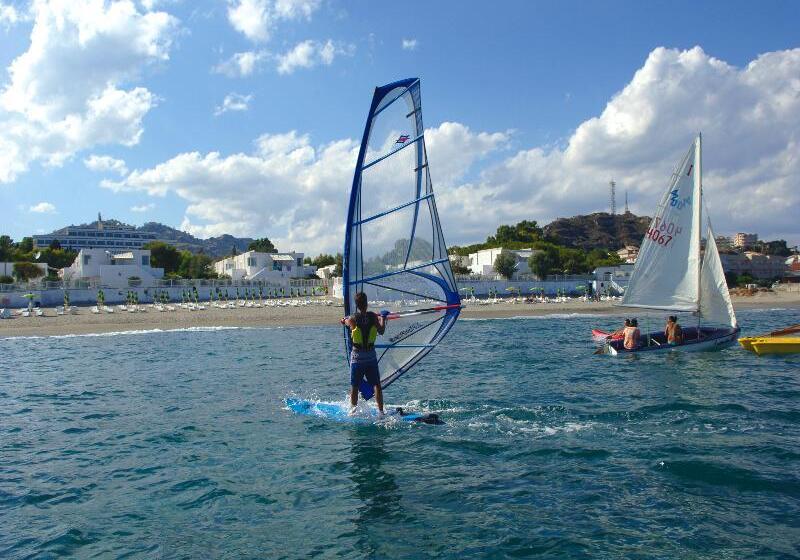 בית מלון כפרי Villaggio Club Altalia