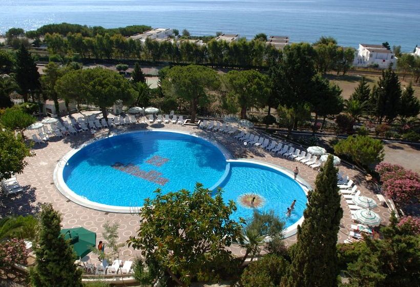 בית מלון כפרי Villaggio Club Altalia