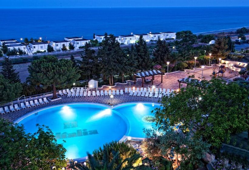 בית מלון כפרי Villaggio Club Altalia