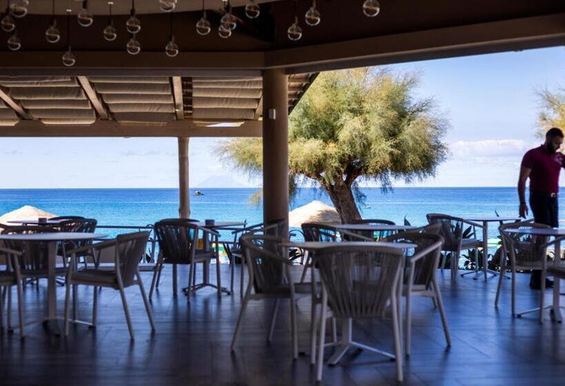 ホテル Villaggio Il Gabbiano