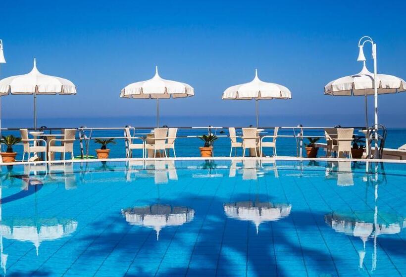 酒店 Villaggio Il Gabbiano