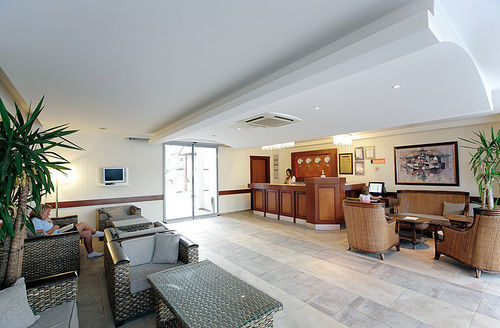 Costa Queen Resort Hotel