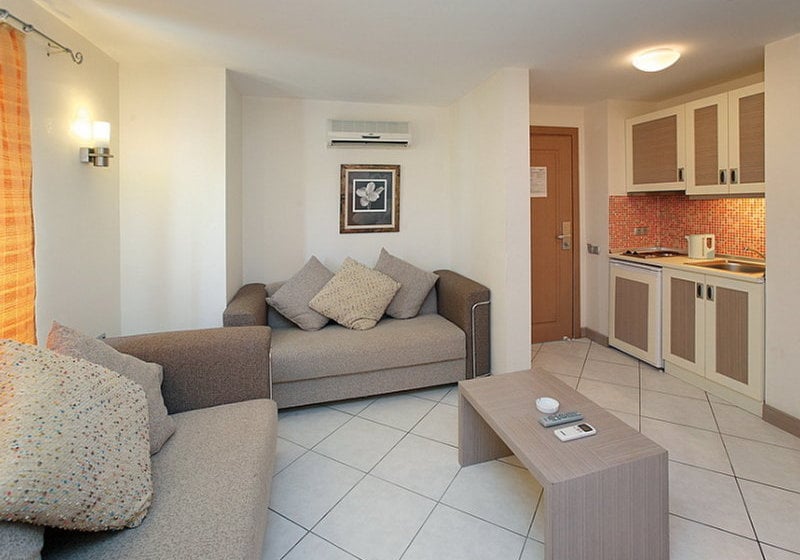 Costa Queen Resort Hotel