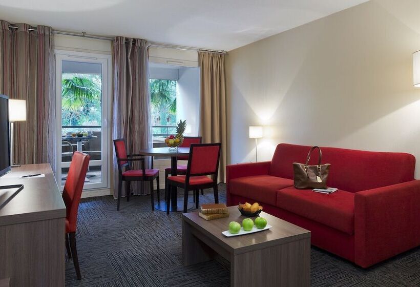 Residence La Reserve Geneve Ferney Voltaire