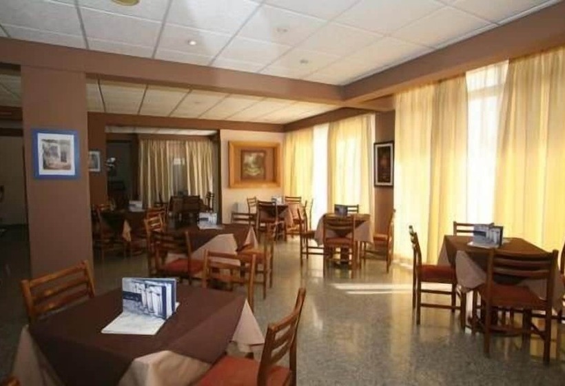 Valana Hotel Apartments