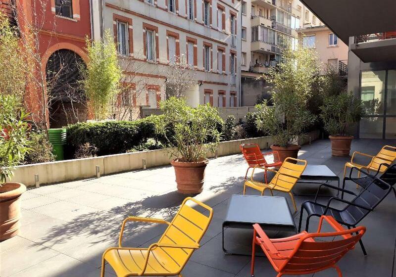 Appart Hôtel Clément Ader