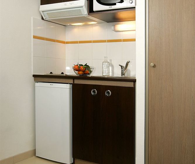 Comfort Suites Le Port Marly Paris Ouest