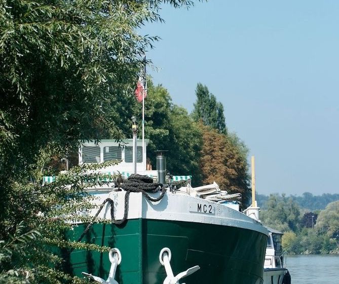 Comfort Suites Le Port Marly Paris Ouest