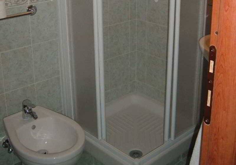 تختخواب و صبحانه Evergreen