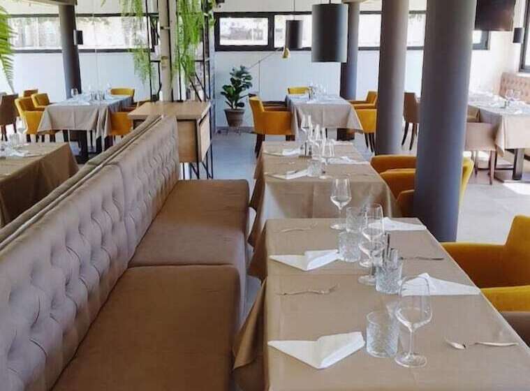 Beach Hotel Božikovina 2