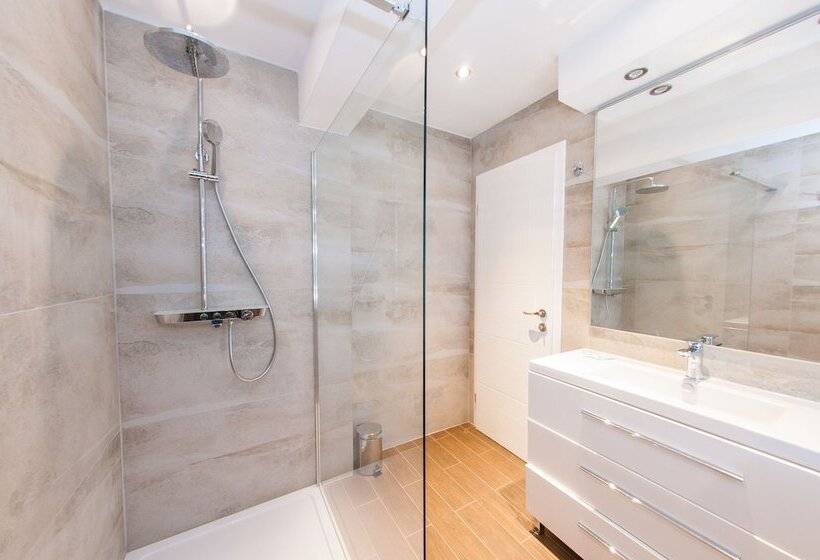 Beach Hotel Božikovina 2