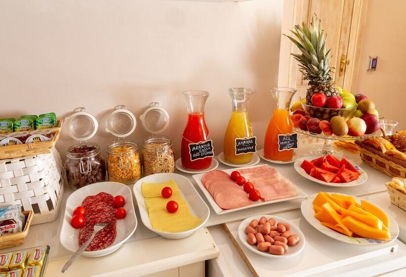 تختخواب و صبحانه Piccolo Imperiale