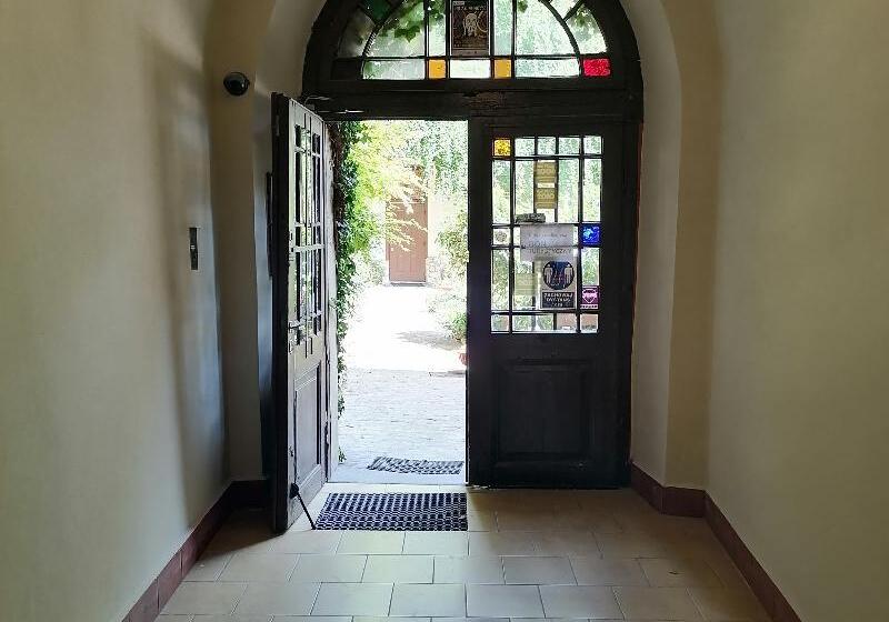 Globtroter Guest House