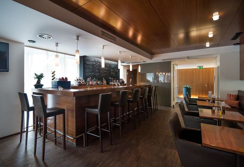 Heinhotel Vienna Airport