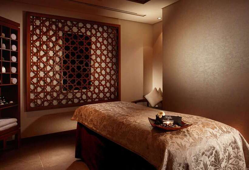 Отель Address Montgomerie