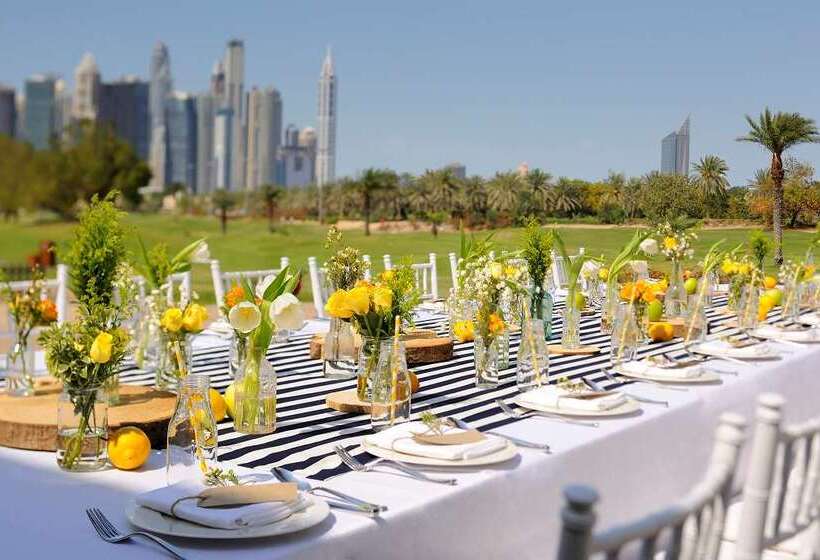 Отель Address Montgomerie