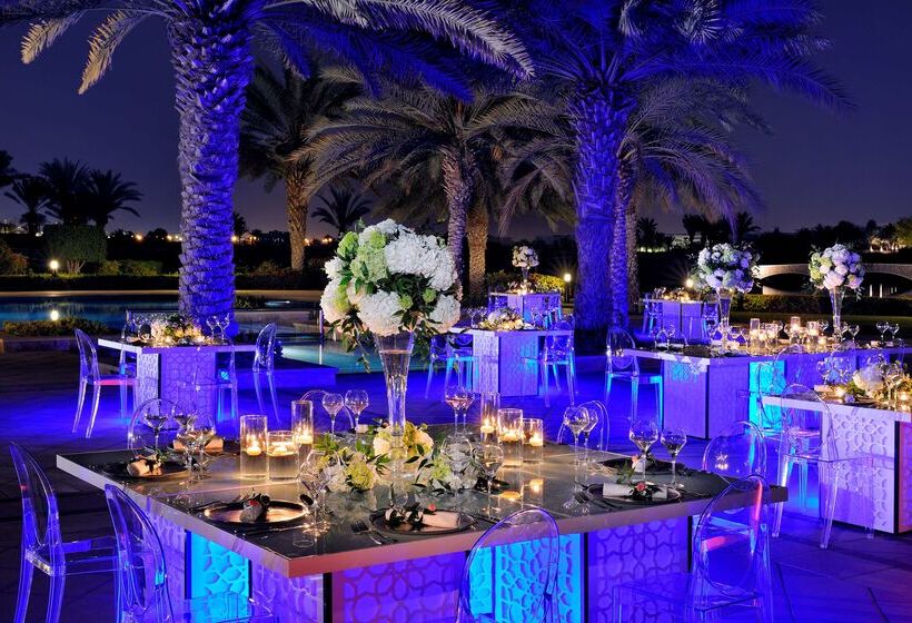 Отель Address Montgomerie