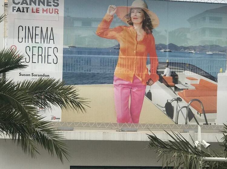 בית מלון כפרי Amiraute