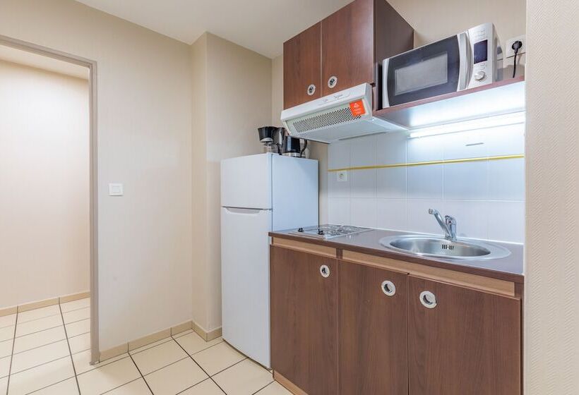 Отель Appart City Classic Angoulême Centre