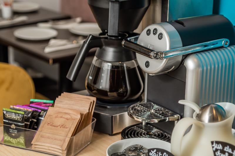 Отель Arc De Triomphe