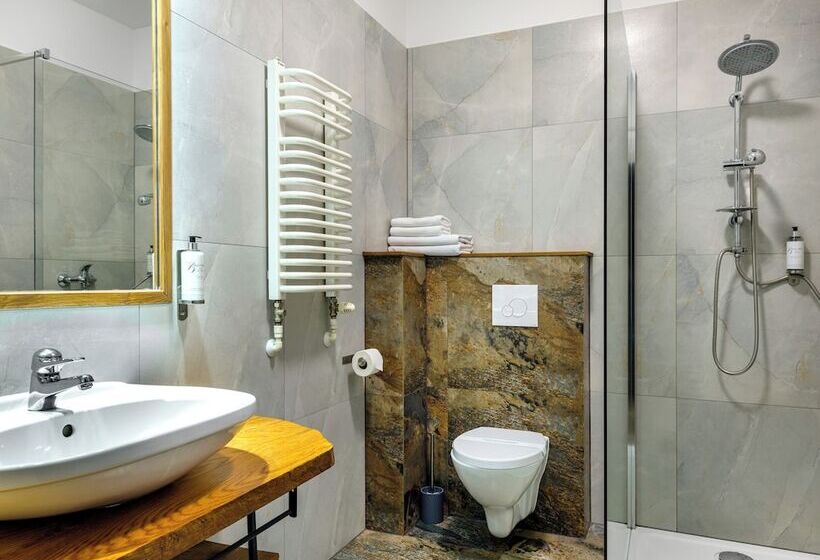 בית מלון כפרי Batory