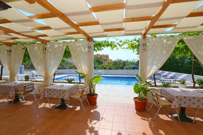 בית מלון כפרי Pansion Villa Bok