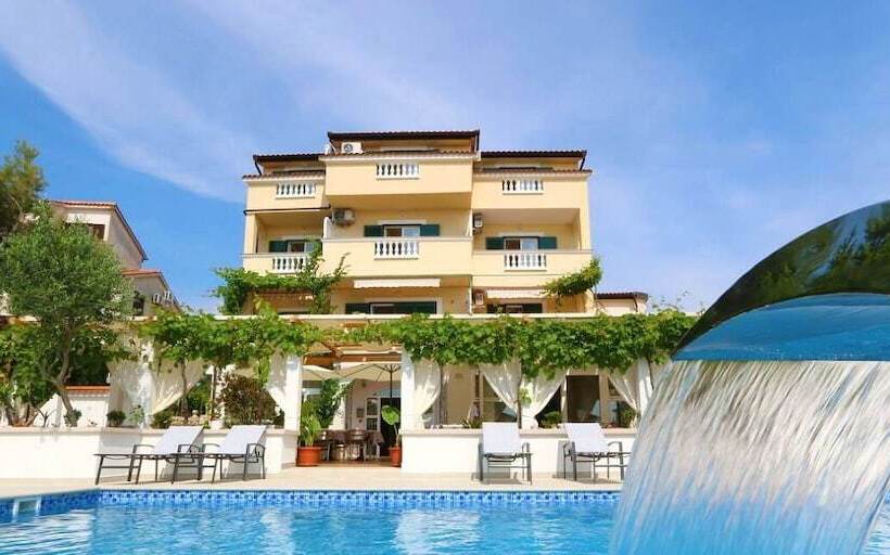 בית מלון כפרי Pansion Villa Bok