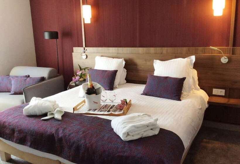 هتل Best Western Le Duguesclin Hôtel Restaurant