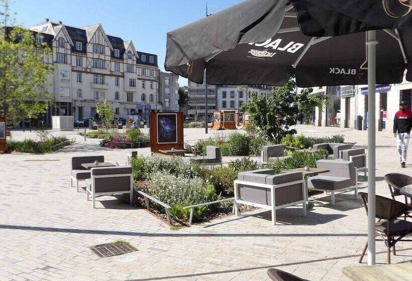 هتل Best Western Le Duguesclin Hôtel Restaurant