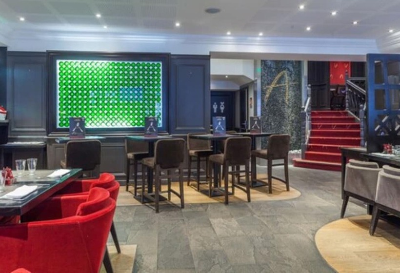 هتل Best Western Le Duguesclin Hôtel Restaurant