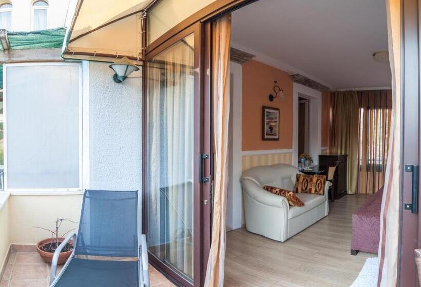 Boutique Hotel Villa Pattiera