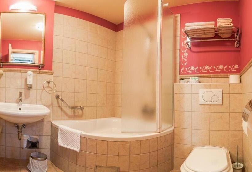 Boutique Hotel Villa Pattiera