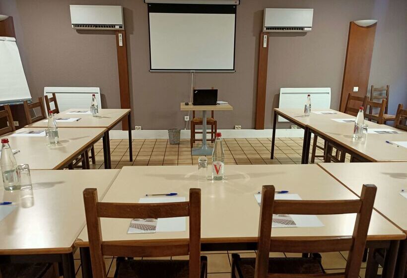 Brit Hotel Besancon L Horloge