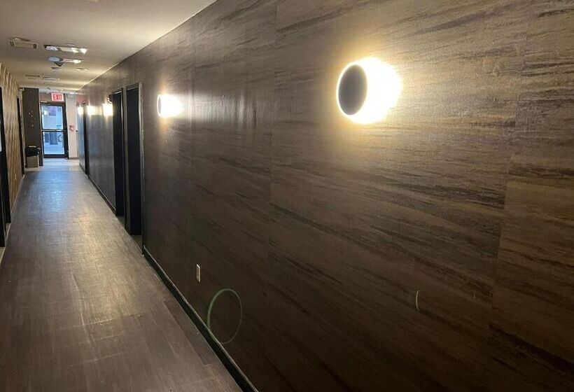 Cabana Hotel Yankee Stadium