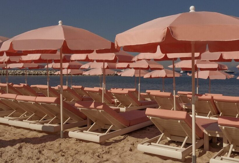 酒店 Cap D Antibes Beach