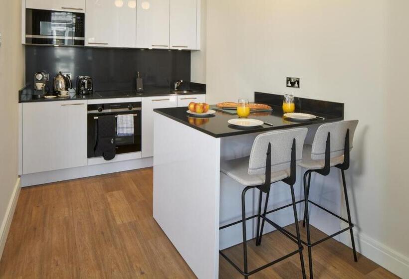 호텔 Cheval Harrington Court At South Kensington